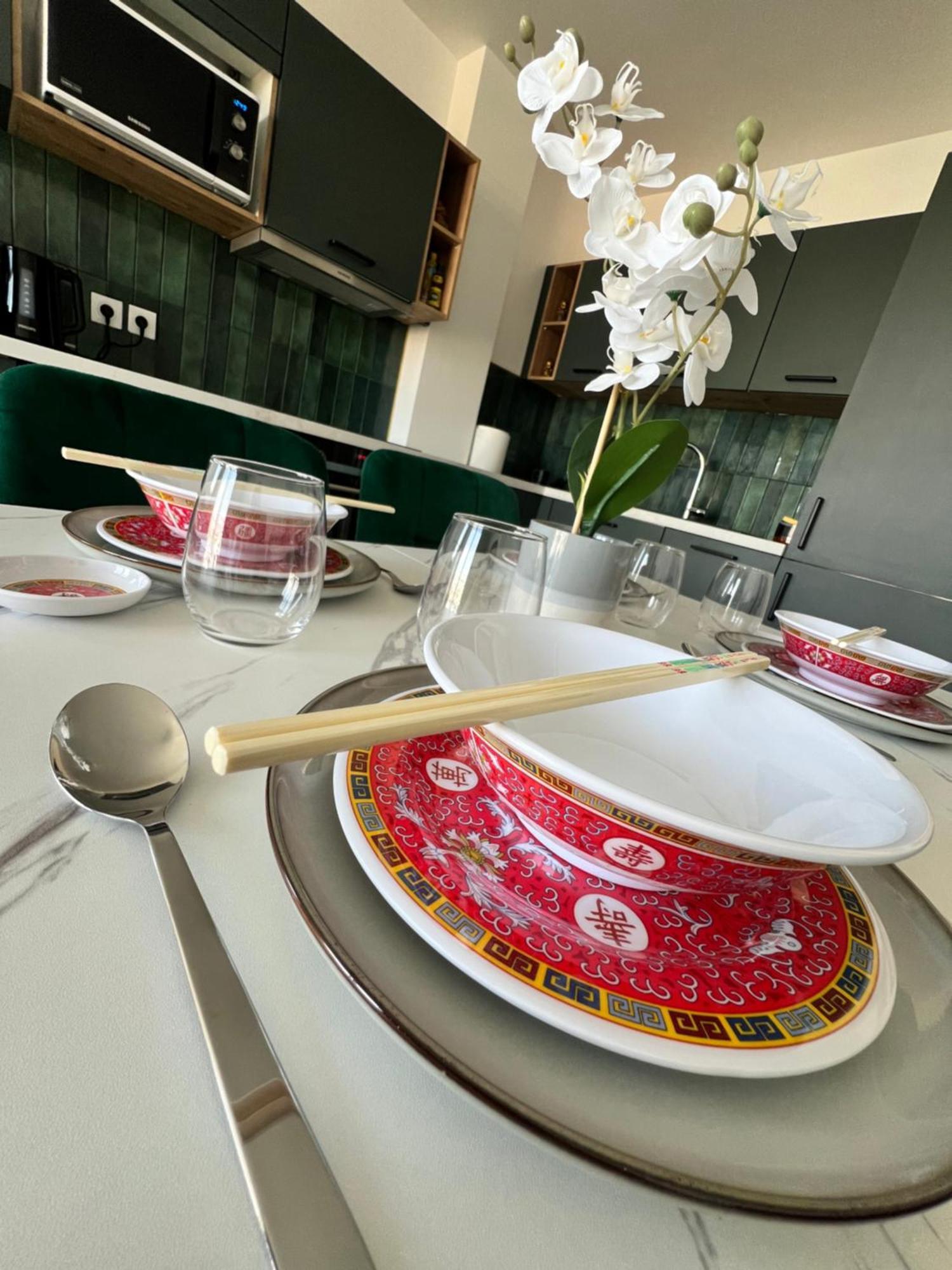 L'Asian - New T2 Proche Gare Vitry-sur-Seine Exterior photo